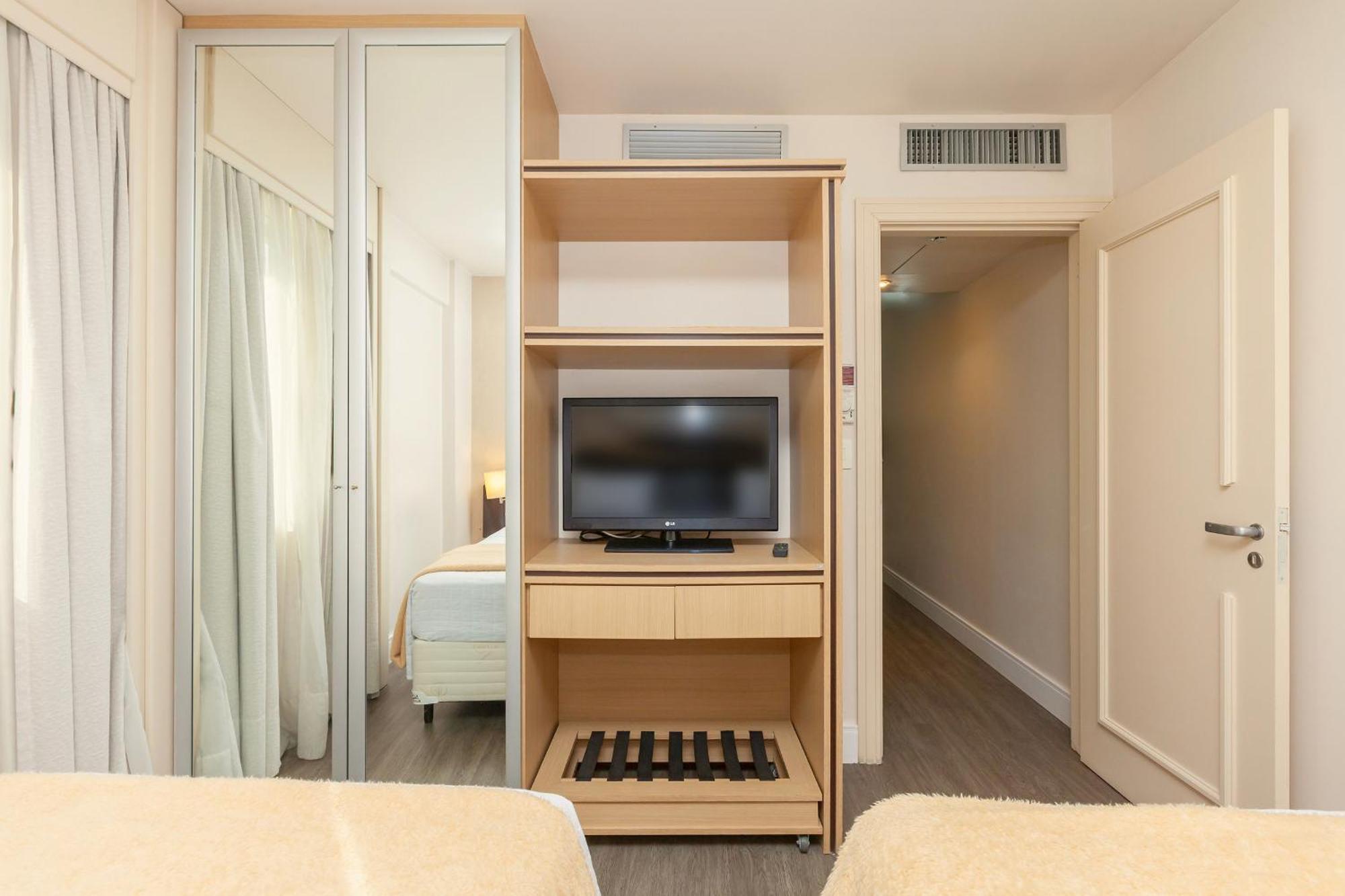 Tri Hotel Vittoria Bento Бенту-Гонсалвіс Екстер'єр фото